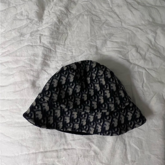 Christian Dior Oblique Reversible Small Brim Bucket Hat Wool Navy 57 - Picture 4 of 4